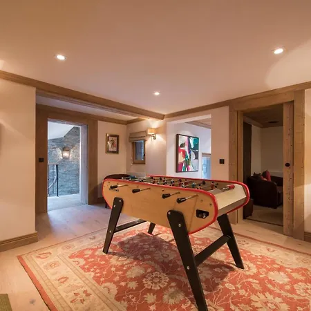 Royal Chalet With Beautiful Pool, Jacuzzi And Sauna